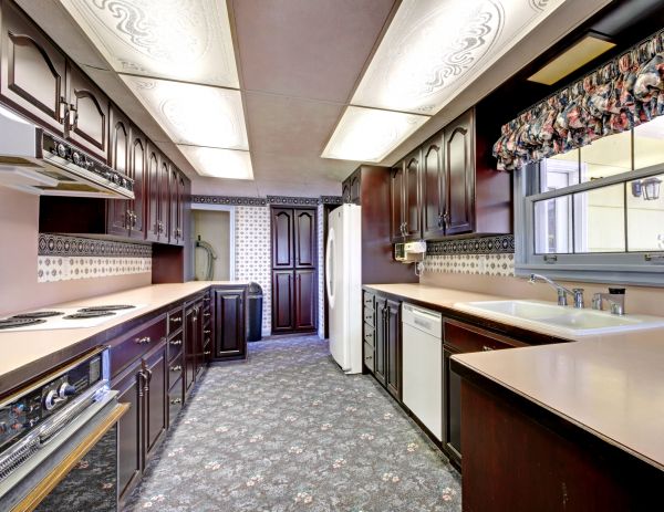 Kitchen Carpet Installation in Ankeny